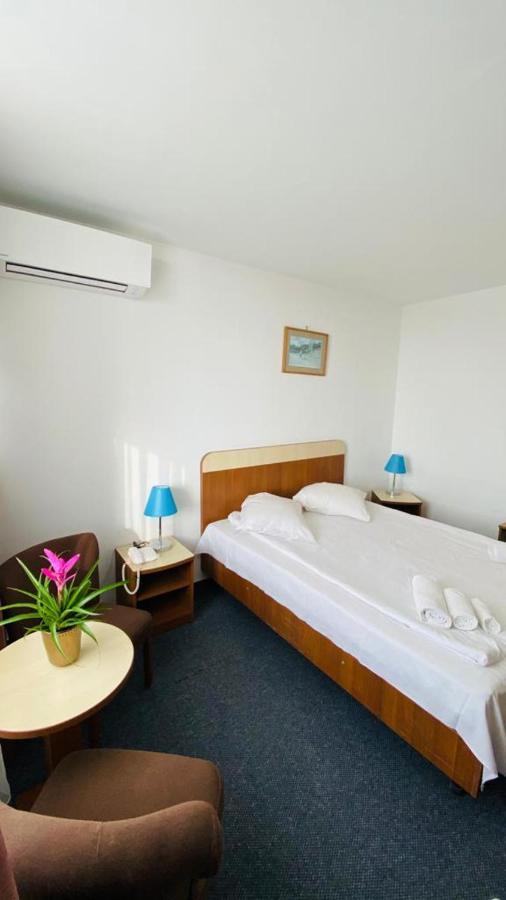 Hotel Neko ساتورْنْ المظهر الخارجي الصورة