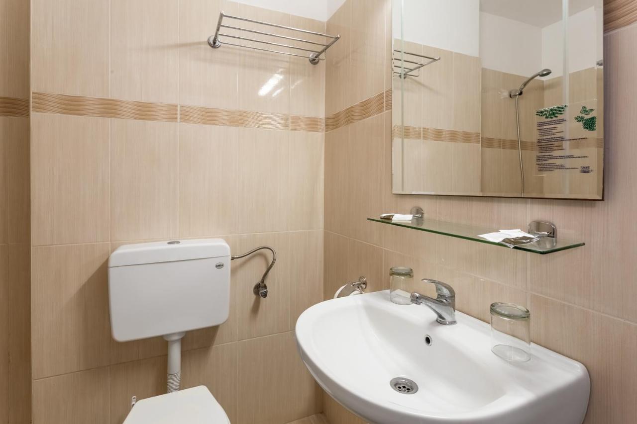 Hotel Neko ساتورْنْ المظهر الخارجي الصورة